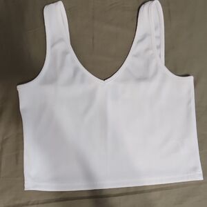 SHEIN White Crop Top